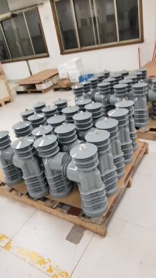 Hoogspanningsvacuümstroomonderbreker met keramische condensatoren ingebedde pool voor 11 kV tot 40,5 kV en 20 jaar levensduur